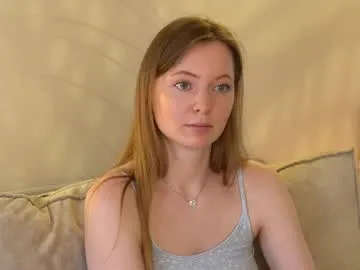mona_elisa —  rub pussy = 111 tk | roll the dice=89 | win toy control, tip 125 tkn to pull the trigger | #naked #natural #young #lovense #cum