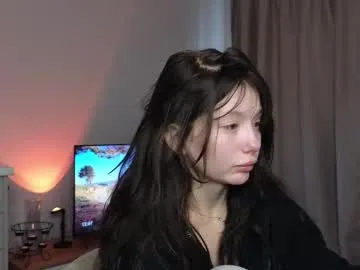 mvpcb — hi. my 3dday here. goal: naked oil show. #new #teen #cum #18 #bigboobs [692 tokens remaining]
