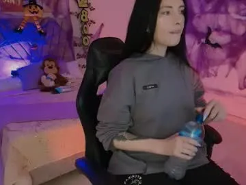 neo_sarah — squirt show make me happy with your tips - Multi Goal: squirt [134 tokens left] #squirt #smalltits #new #natural #lush
