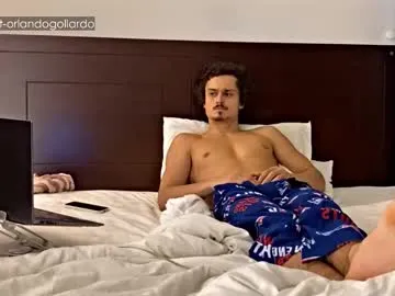 orlando__bloom — relaxing, waiting for suggestions 2000 = umshot [1656 tokens remaining]