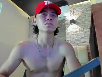 owenn_17 — I want to have some fun with you, are you up for it?  #bigcock #new #young #cum #skinny [140 tokens remaining]