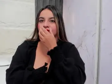 pervert_milf4u_ — GOAL: fingers in pussy wet [210 tokens remaining] My birthday on September 10 will make me happy that day love kiss  #latina #bigboobs #chubby #mommy #bigpussylips