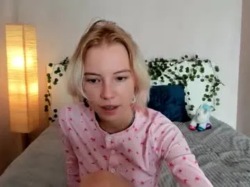 pink_lila18 — I'll lift my skirt  #new #18 #skinny #cute #shy [0 tokens remaining]