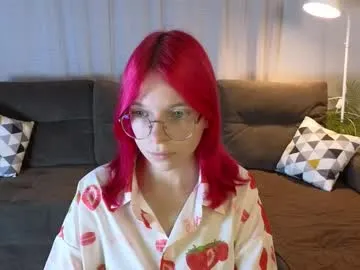 pink_tilly — I'm Rossy, and it's my 2nd day on CB! let's create friendly vibes..  - Goal: show off cute outfit! [40 tokens left] #new #18 #redhead #shy #petite