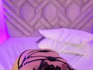 renata_cruz_ — Watch me stroke & tease with my soft soles.QUEENSQUIRT FREE in PVT PREMIUM  Try my fav patterns 22-33-88-111-202!  #feet #foot #footjob #hairy #heels