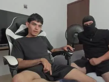 ronaldmq20 — sex hot show #bigdick #young #cum #couple [2000 tokens remaining]