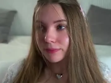 roxannastoo — Hi! GOAL:slaap my oil boobs+teaseDon't forget to give me a thumbs up if you like me.  #18 #new #shy #petite #young [0 tokens remaining]