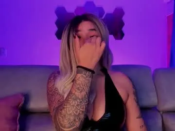 scarlett_collins_ — LETS PLAY! MAKE VIBRATE MY TOY UNTIL WE CUM, EXPLODE ON Y FACE! | ANAL PLUG! | #lovense #goth #latex #smoke  #bigboobs |
