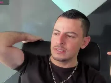 scotty_music — GOAL: cum now [761 tokens remaining] Let me know what you like to hear #bigcock #muscle #cum #lovense #hairy