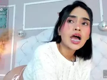serena_jeyns — hot footjob  [39 tokens left] day off, show feet 15 tkn, show pussy 60 tkn :) #latina #nonude #feet #ahegao #smile