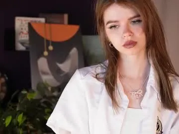 shelleyborom — GOAL:  Take off my bra [88 tokens remaining] Hi, Im Sofia. PVT open | Free toy in pvt | #new #18 #blonde #lovense #skinny