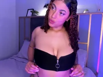 sienna_lux — GOAL: Suck fingers [25 tokens remaining]  Come closer... I want you to feel every one of my desires.  #bigboobs #latina #ebony #18 #curvy