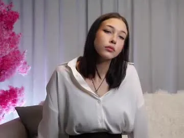 signehinz — MY GOAL: Pinch my nipples through top until hard Hey, I'm Eva. I'm #bigboobs #teen #18 #shy #cute [0 tokens remaining]