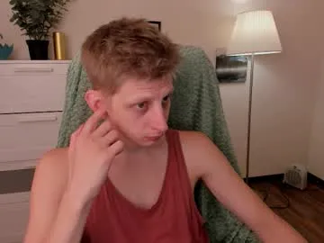 slim_andy — CUM #bigcock #uncut #feet #young #findom [700 tokens remaining]