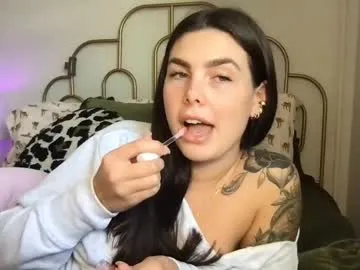 stacywithuu — middle of the week fun   goal: wet t-shirt  #bigboobs #bigass #new #18 [668 tokens remaining]