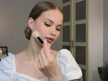 sureprise — Goal: lose strap of bra n lick my sexy shoulders  Hi im Kira #18 yo and im #new here. A little #shy #blonde and #young girl! [0 tokens remaining]