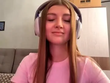 tammeratwiss on Chaturbate 