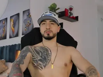 thomasmarzo1 — Naked body [100 tokens left]