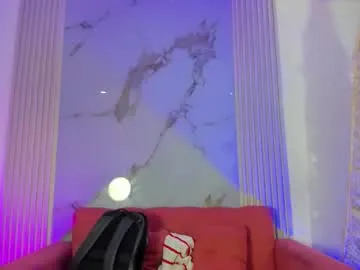 tifanywhitte_ — Big boobs bouncing while I ride this huge black torso---don't blink or you'll miss the squirt!  #lovense #bigboobs #squirt  #latina #natural