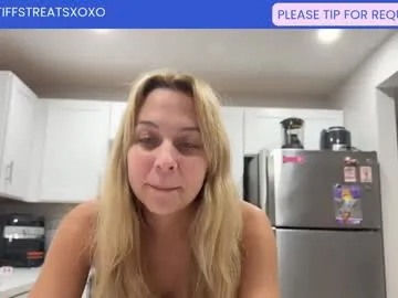 tiffstreatsxoxo on Chaturbate 