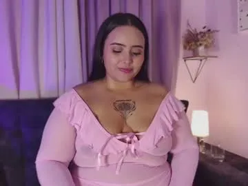 tinacurv — Play tits [35 tokens left] #bbw  #latina  #belly #curvy #squirt