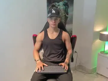 tony_petrov — Big cumm  #new #bigcock #latino #lovense #young [1061 tokens remaining]