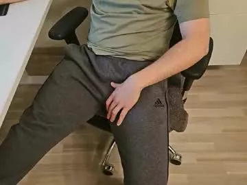 tree1989 on Chaturbate 