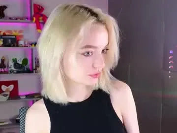 unknownstatus on Chaturbate 
