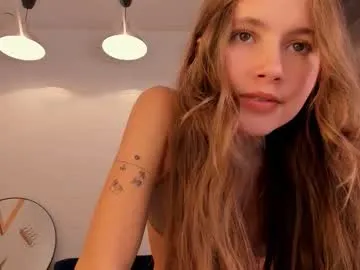 velvet_cherry on Chaturbate 