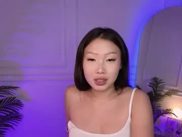 velvetdiva — GOAL: cream on my naked boobs [270 tokens remaining] Hii it's my third day here! Let's chat together! #18 #teen #asian #shy #new