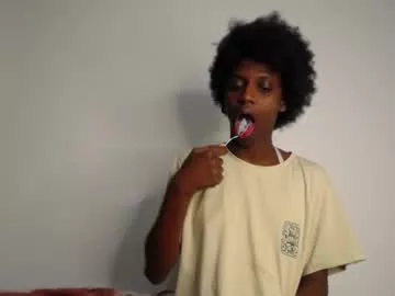 yuya_mbb on Chaturbate 