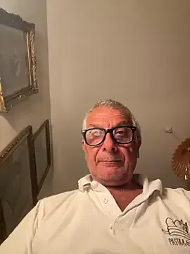 4n4l1zz4m1 — Svegliami e mi masturbo per te