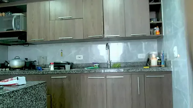 adan_eva960 on StripChat 