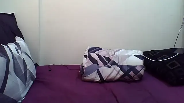 AddictiveAssCurves — Freechat on StripChat