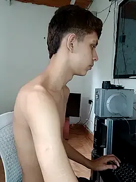Alayn_sexy_ayes on StripChat 