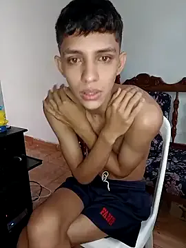Alayn_sexy_ayes on StripChat 