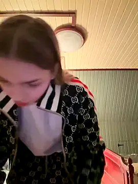 Alice1_secret — MAKE ME CUM
