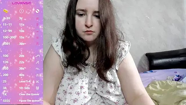 alice_allens — DOGGY TEASE NAKED ASS