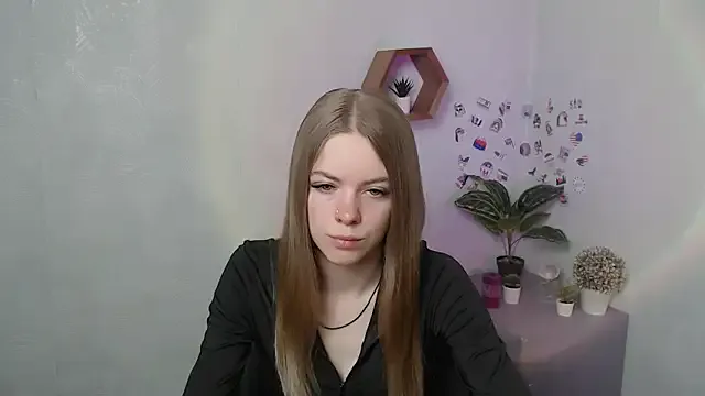 AliceFlirtt_ — make me wet