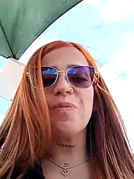 Alis_xxx — Take off my bra in public, suck my nippl