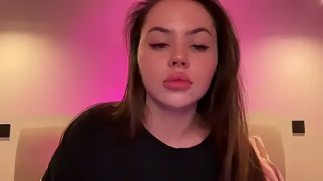 AlmaryKim on StripChat 
