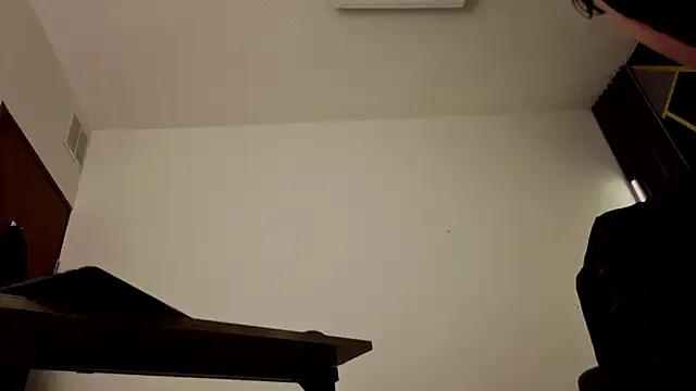 almma_shy on StripChat 
