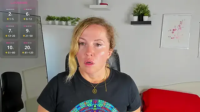 Amber_Foks — feel mme deep in your pussy , Amber