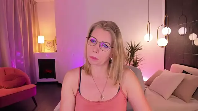 Annie_Light on StripChat 