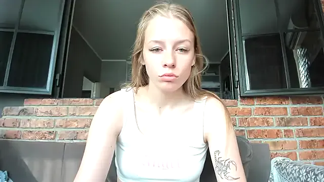 AnnNorriss on StripChat 