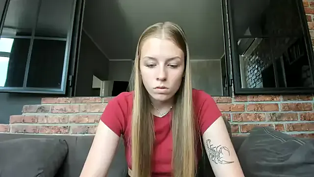 AnnNorriss on StripChat 