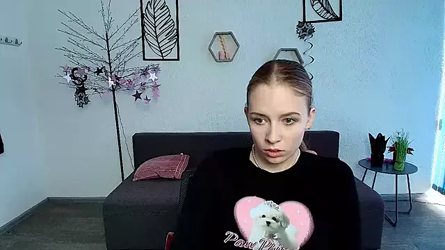 AnnNorriss on StripChat 