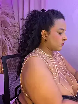 ariadna_cooper on StripChat 