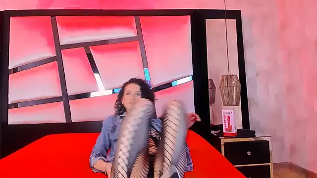 AriannaRussell_ on StripChat 