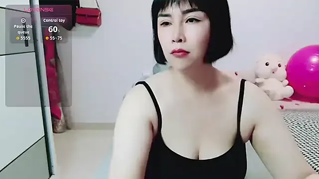 awamei on StripChat 